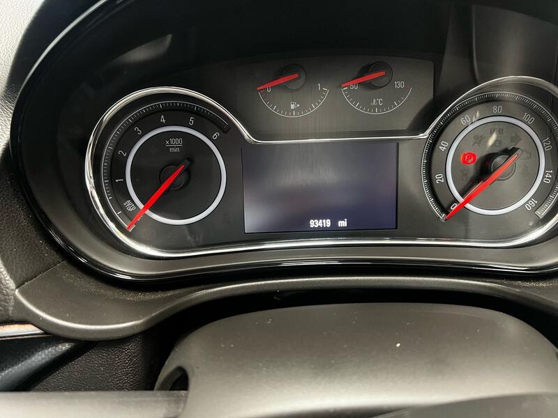 VAUXHALL INSIGNIA