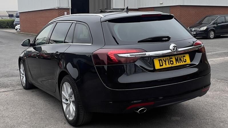 VAUXHALL INSIGNIA