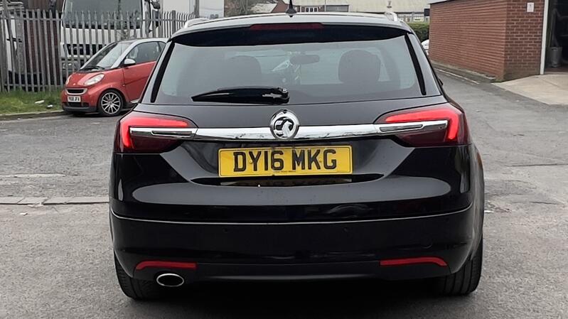 VAUXHALL INSIGNIA