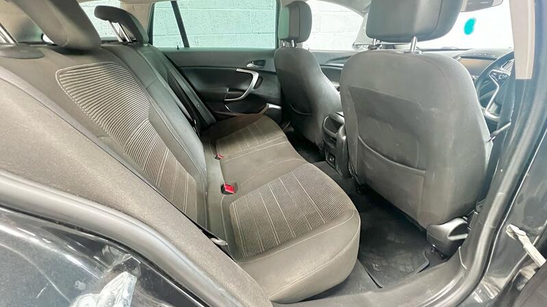 VAUXHALL INSIGNIA