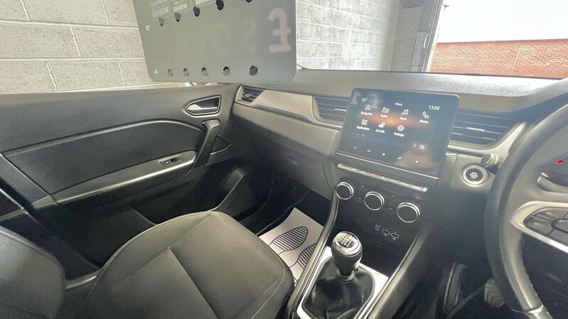 RENAULT CAPTUR
