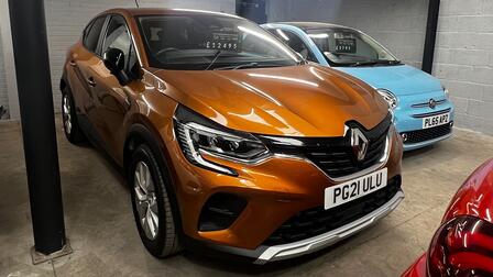 RENAULT