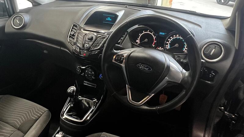 FORD FIESTA