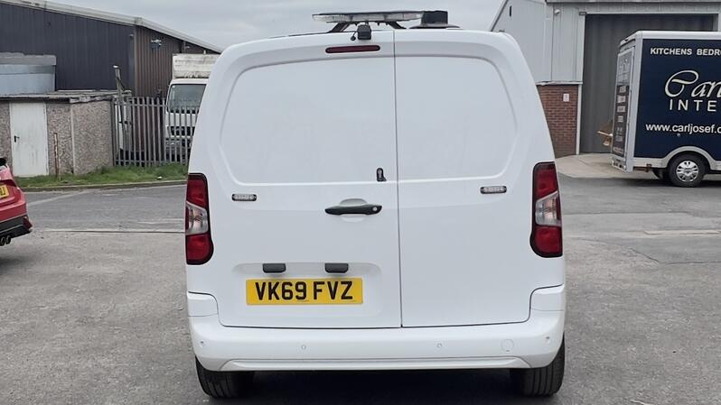 VAUXHALL COMBO