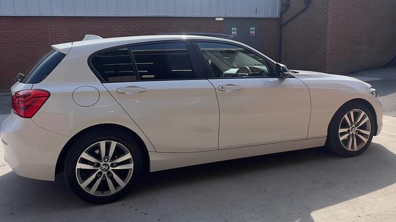 BMW 1 SERIES
