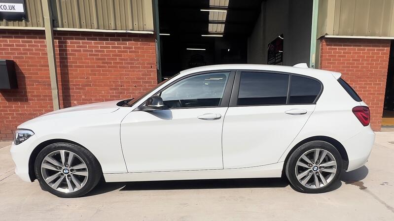 BMW 1 SERIES