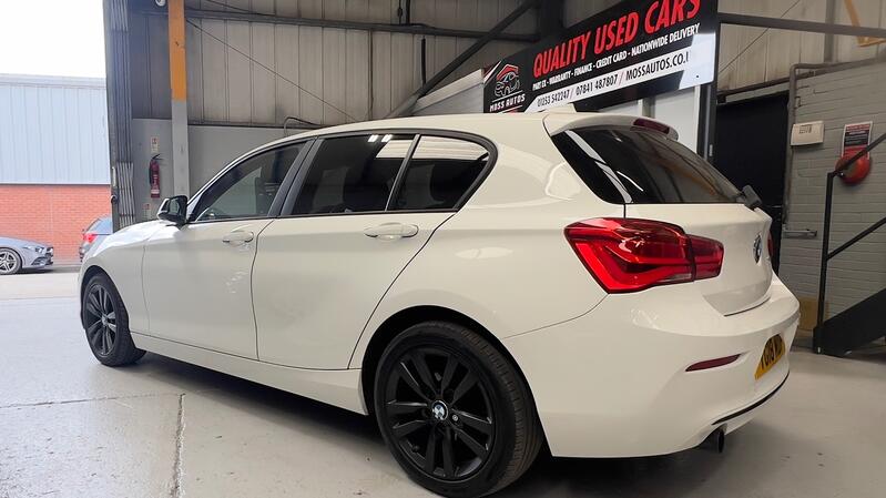 BMW 1 SERIES