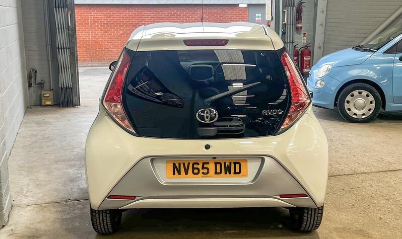 TOYOTA AYGO