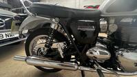TRIUMPH BONNEVILLE T120