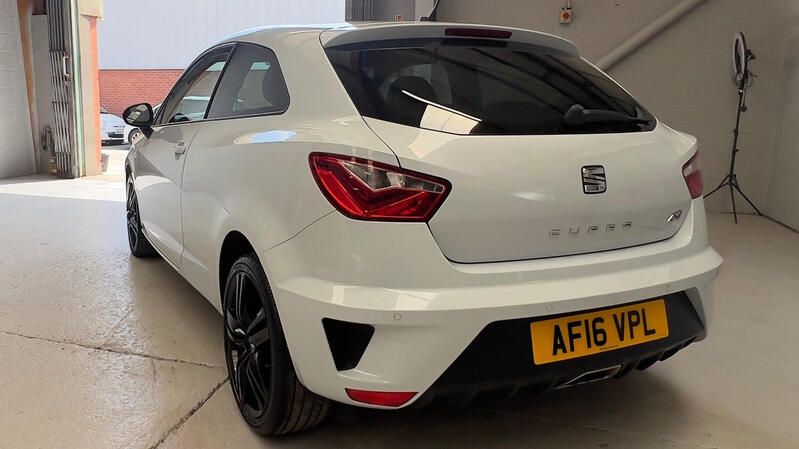 SEAT IBIZA