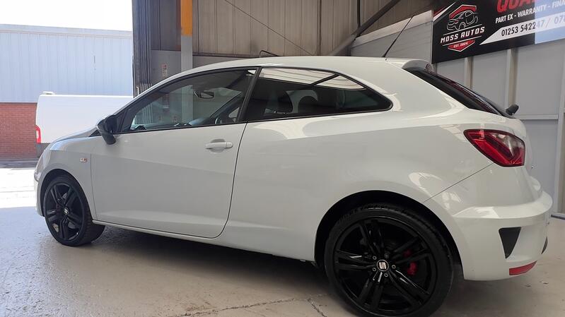 SEAT IBIZA