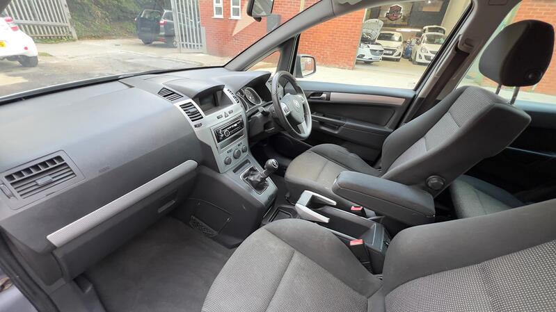 VAUXHALL ZAFIRA