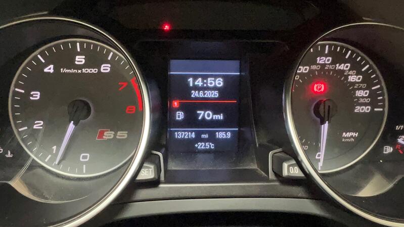 AUDI S5
