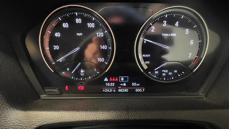 BMW 1 SERIES