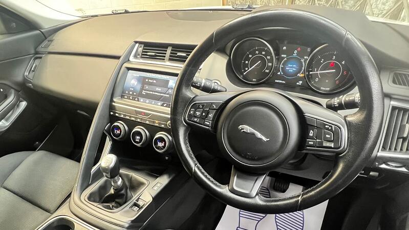 JAGUAR E-PACE