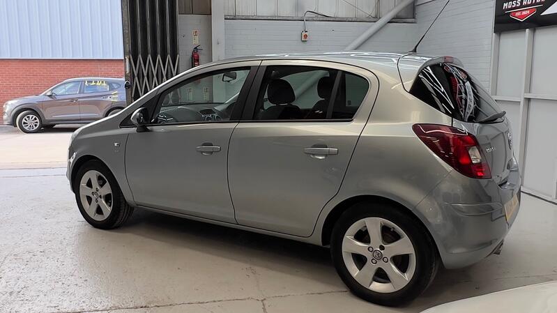 VAUXHALL CORSA