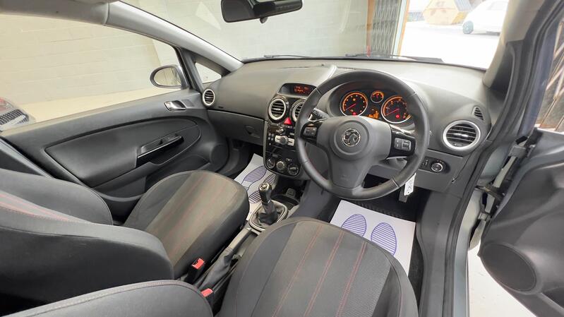 VAUXHALL CORSA