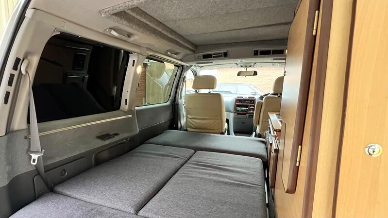 TOYOTA GRANVIA
