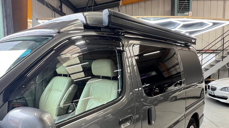 TOYOTA GRANVIA